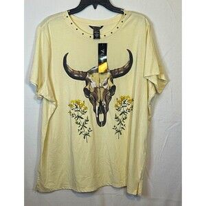 Wild Kiss Women’s 2X Beige Bull Skull Graphic Studded Crew Neck Short Sleeve Tee